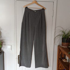 NWT Abercrombie and Fitch pleated wide leg pants
